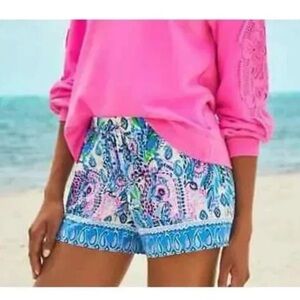 NWT Lilly Pulitzer shorts Katia Macadamia in XXS